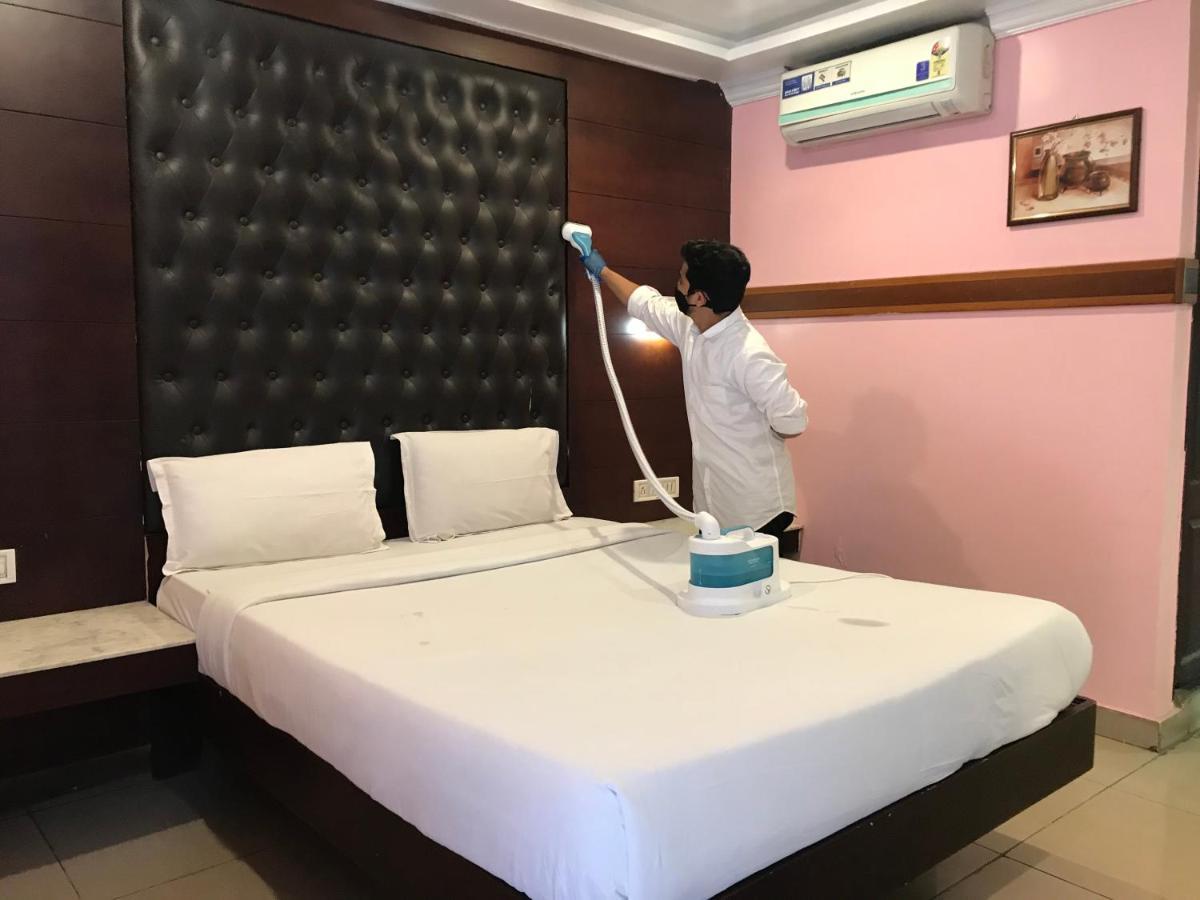 Grand Choice Hotell Bangalore Exteriör bild