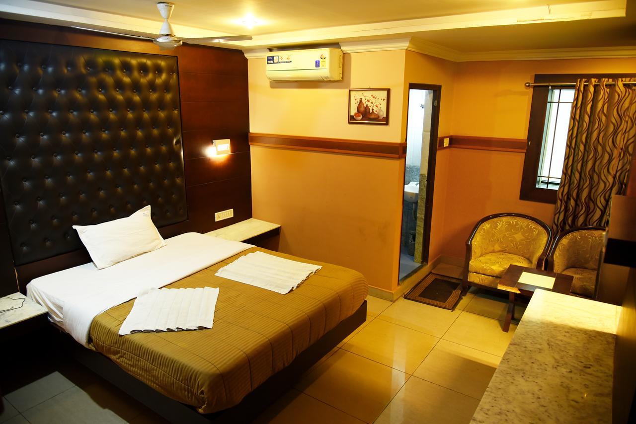 Grand Choice Hotell Bangalore Exteriör bild