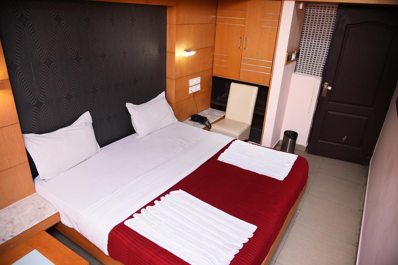 Grand Choice Hotell Bangalore Exteriör bild