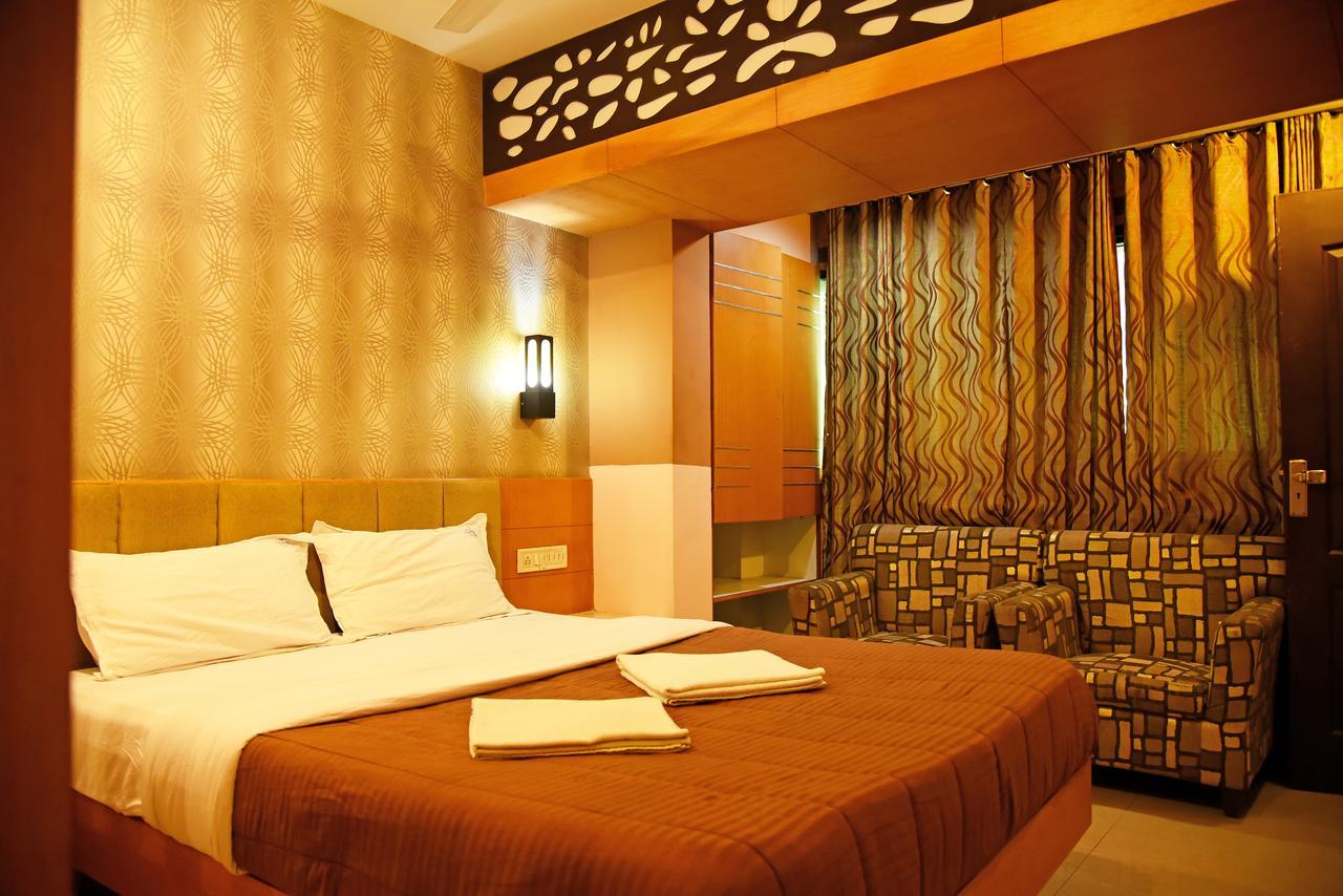 Grand Choice Hotell Bangalore Exteriör bild