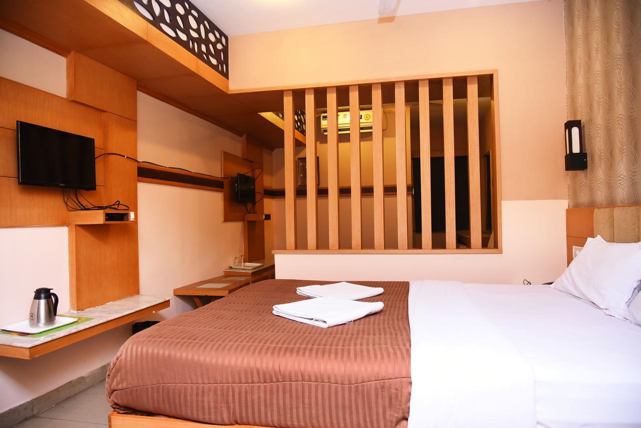 Grand Choice Hotell Bangalore Exteriör bild
