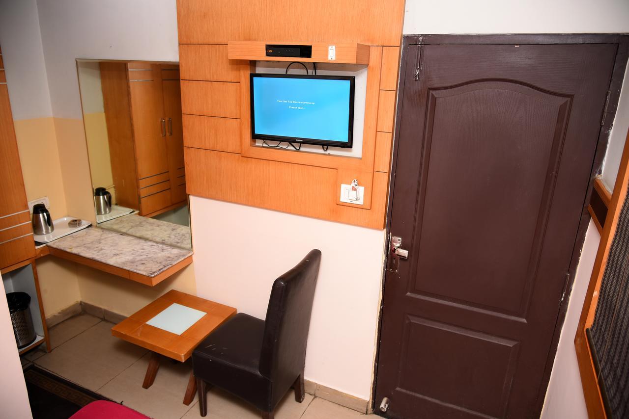 Grand Choice Hotell Bangalore Exteriör bild