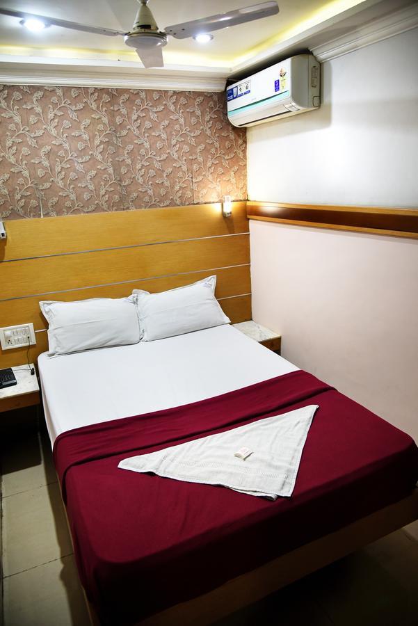 Grand Choice Hotell Bangalore Exteriör bild